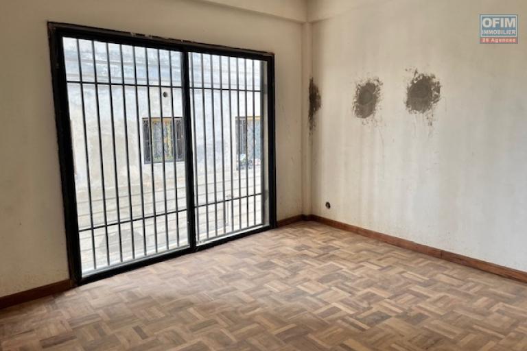 Des appartements T4 de 212m2 chacun à Miandrarivo Ambanidia
