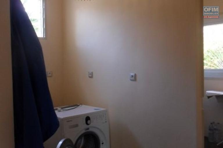 Une villa F7 avec piscine &agrave; d&eacute;bordement sur la hauteur d'Ambatobe