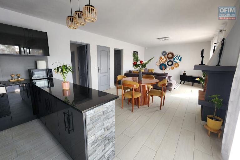 A LOUER - Belle villa basse neuve meubl&eacute;e type F3 &agrave; Ivato Morarano (Ankadindravola)