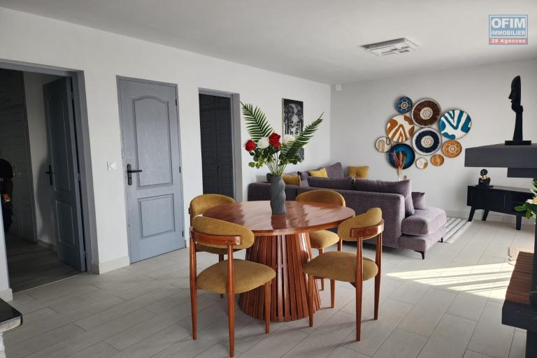 A LOUER - Belle villa basse neuve meubl&eacute;e type F3 &agrave; Ivato Morarano (Ankadindravola)