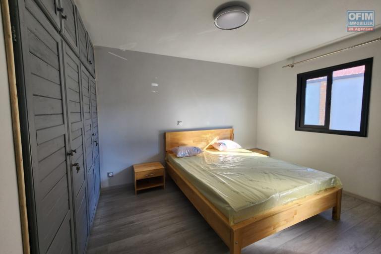 A LOUER - Belle villa basse neuve meubl&eacute;e type F3 &agrave; Ivato Morarano (Ankadindravola)