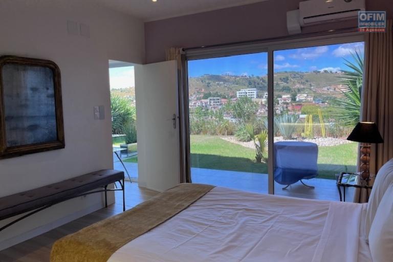 Une villa F4 meubl&eacute;e dans une petite r&eacute;sidence &agrave; Antanetibe Ilafy