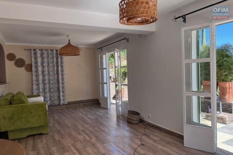 Une villa F5 dans un quartier calme &agrave; Mahabo Andoharanofotsy