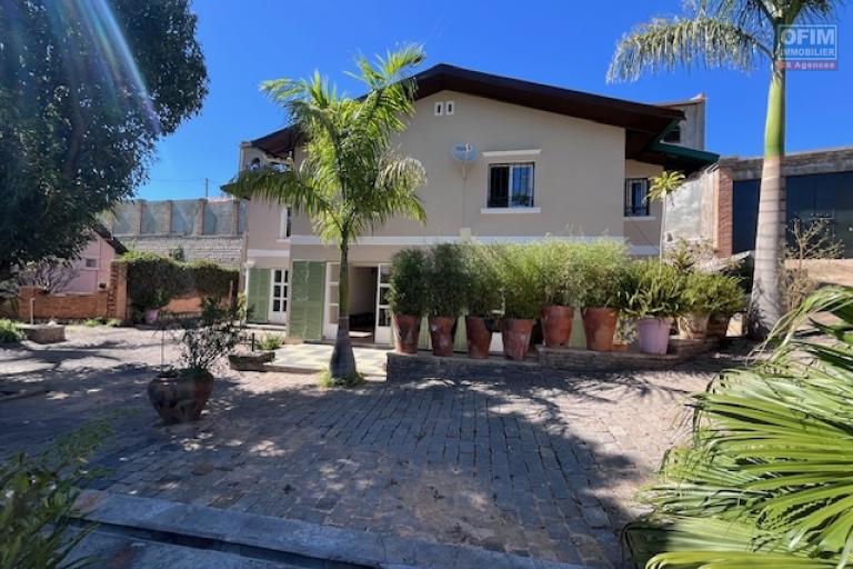 Une villa F5 dans un quartier calme &agrave; Mahabo Andoharanofotsy