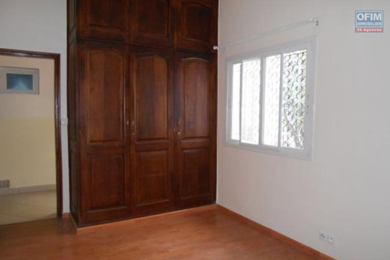 Une villa F4 &agrave; Ivandry Alarobia