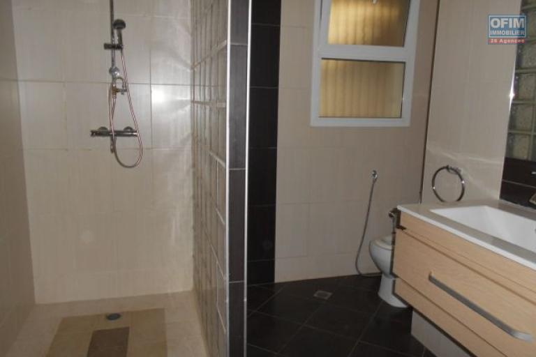 Une villa F4 &agrave; Ivandry Alarobia