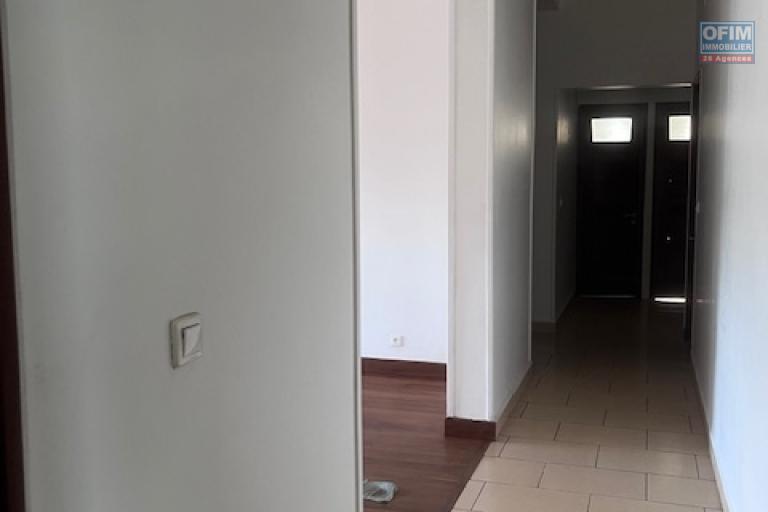 Un grand appartement T4 s&eacute;curis&eacute; &agrave; Ankerana