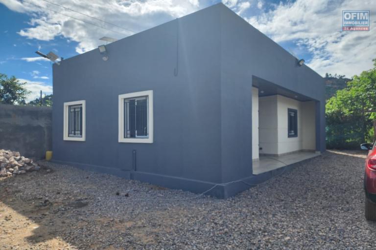 A LOUER - Coquette villa neuve de type F3 totalement autonome en eau et &eacute;lectricit&eacute; situ&eacute;e &agrave; Anjomakely Ivato