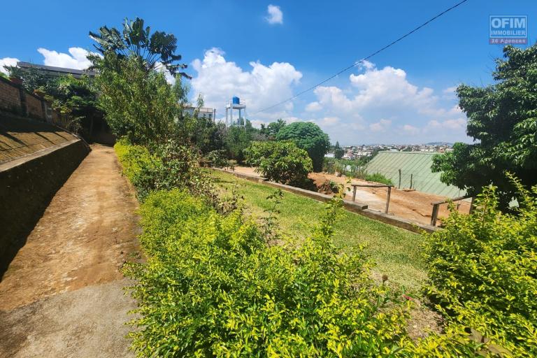 &Agrave; LOUER - Villa &agrave; &eacute;tage de type F4 situ&eacute; &agrave; Ambohibao