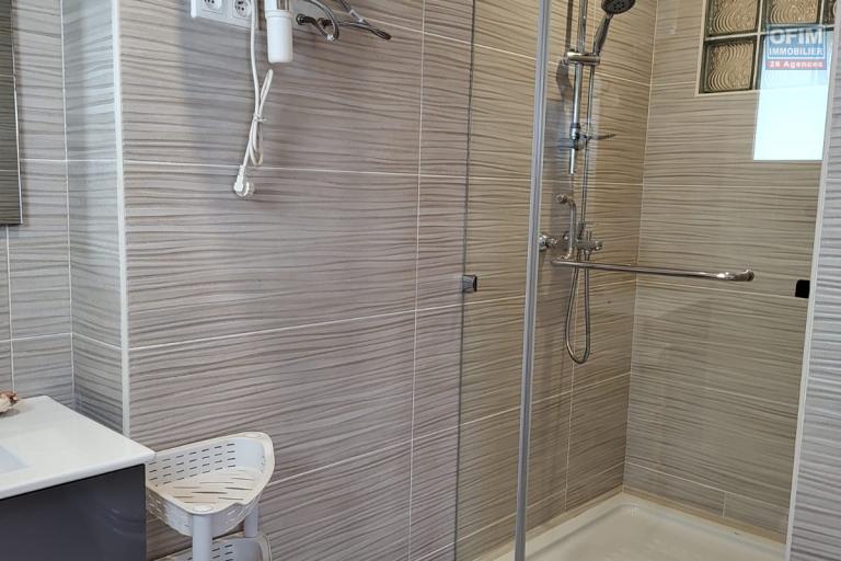 Un appartement T3 meublé à Soavimbahoaka