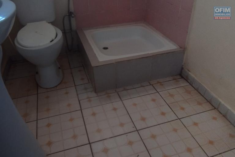 A vendre. Maison basse F4 sur 275 m2 de terrain &agrave; Alasoara