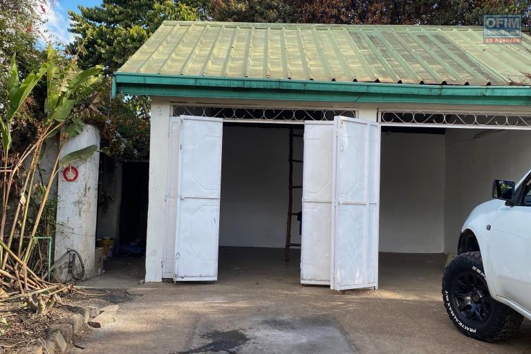 Une villa F6 tout près du Lycée Français à Ambatobe