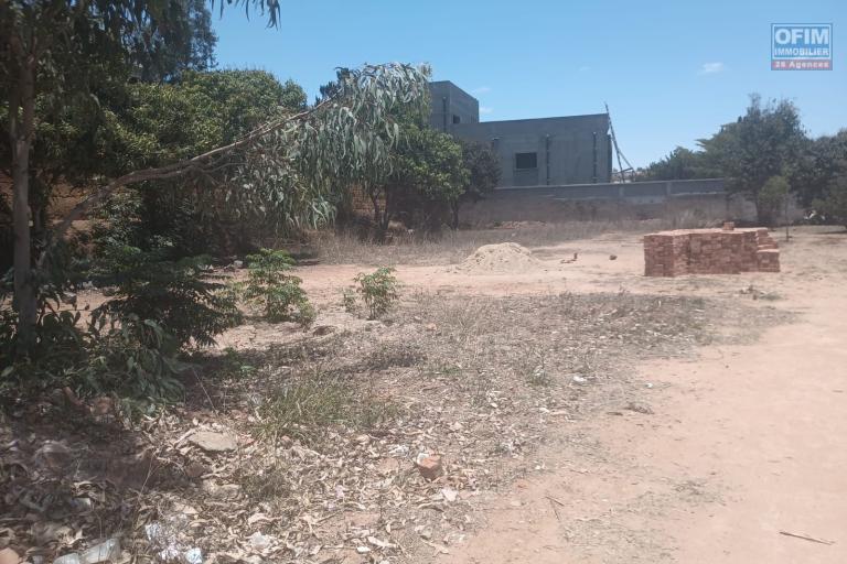 A louer un terrain de 1 500 m2 &agrave; Ilafy Andranovelona