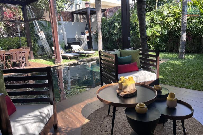 Une ville F4 meublée de prestige avec piscine à Ivandry