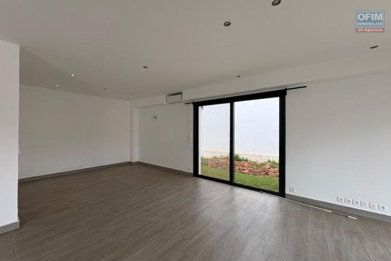 A réserver dès maintenant une villa F4 dans une petite résidence sécurisée à Mahatony Ivandry