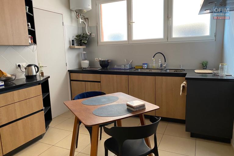 A louer un appartement T3 meublé et sécurisé à Antsahavola