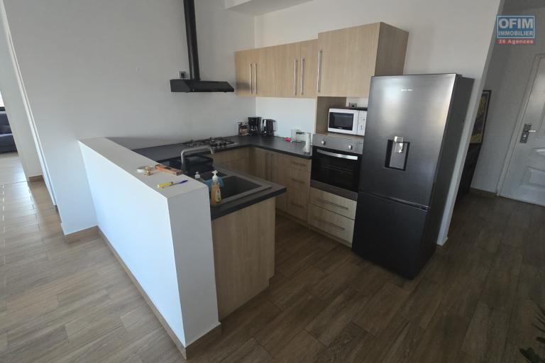 Un appartement T3 meublé sécurisé sur la haute ville à Ambohipotsy