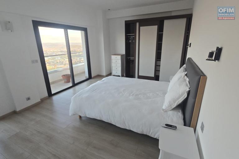 Un appartement T3 meublé sécurisé sur la haute ville à Ambohipotsy