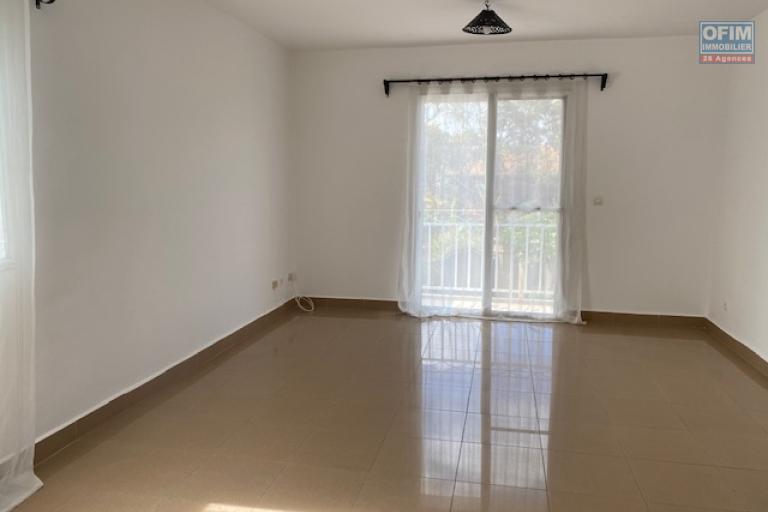Un appartement T3 sécurisé à Mahatony Ivandry