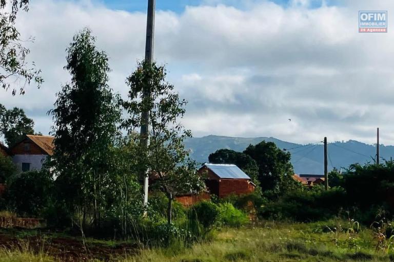 Vente d'un terrain de 7 002 m2 à Arivonimamo