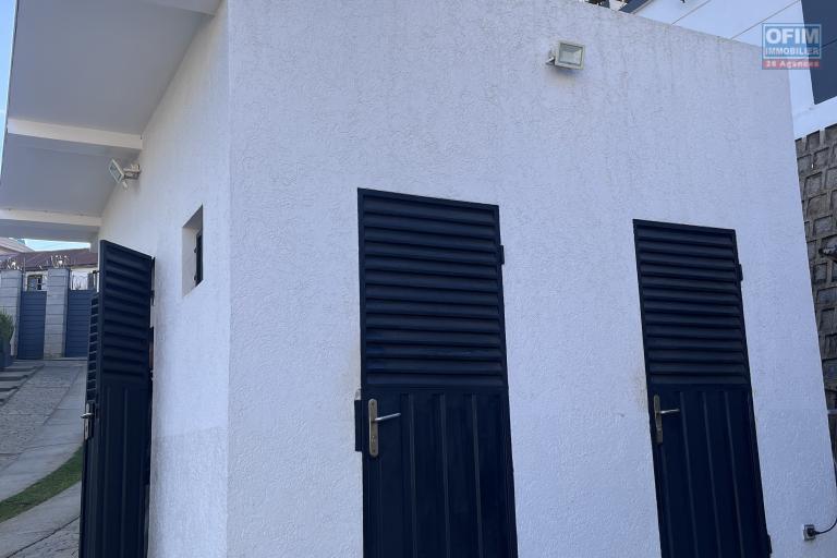 Une villa F6 meublée de standing à Iavoloha Mandrimena