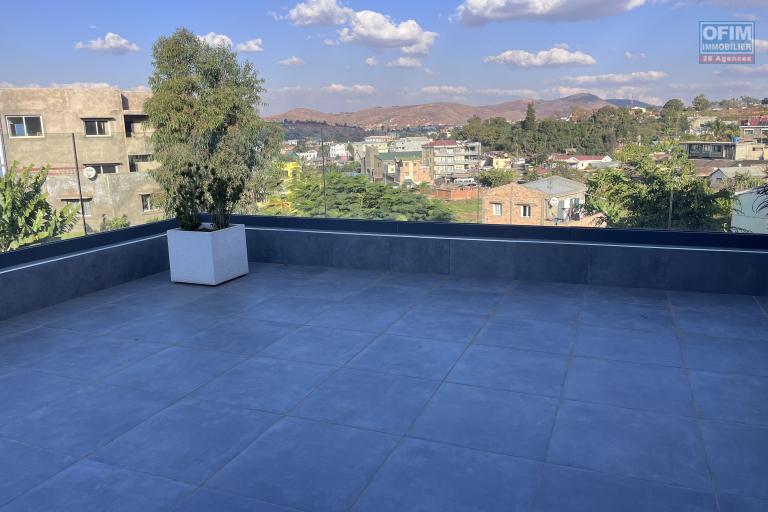 Une villa F6 meublée de standing à Iavoloha Mandrimena