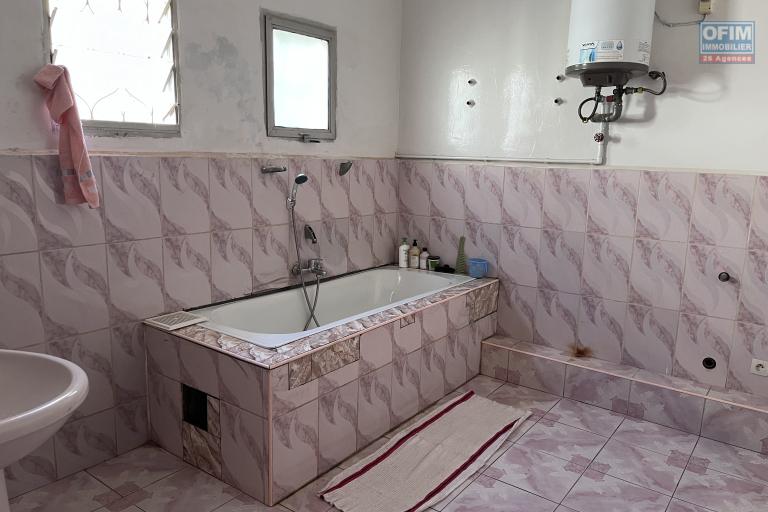 Vente d'une maison F5 à Ampitatafika Ankaditany