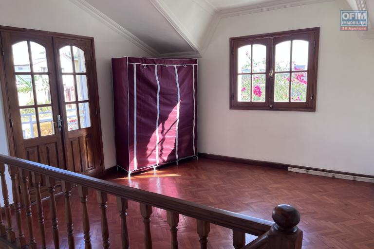 Vente d'une maison F5 à Ampitatafika Ankaditany