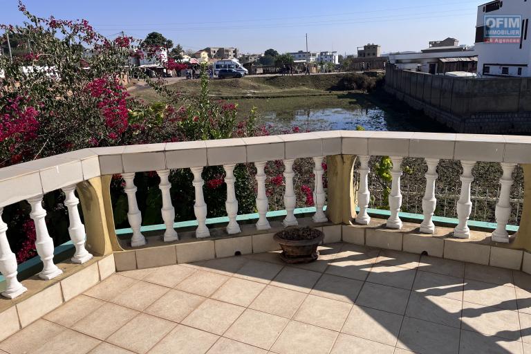 Vente d'une maison F5 à Ampitatafika Ankaditany