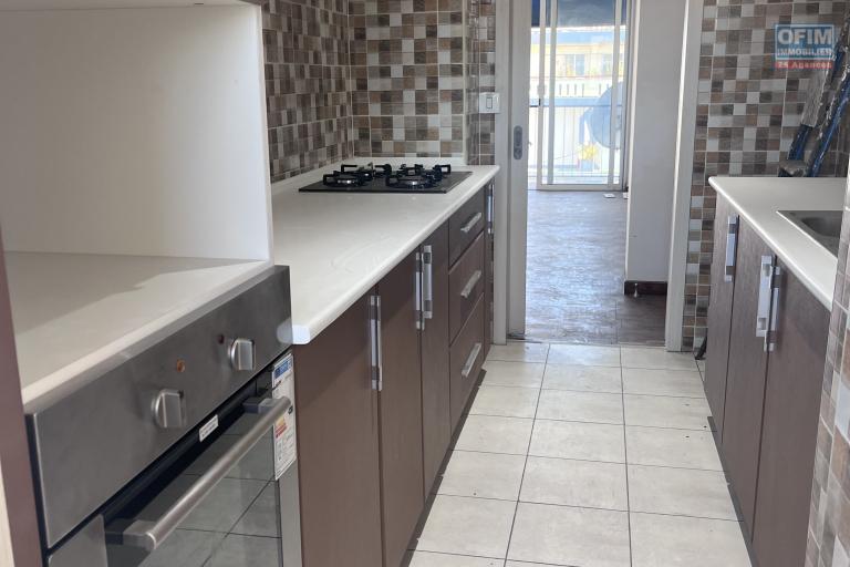 Un appartement T3 en plein centre ville sécurisé à Analakely