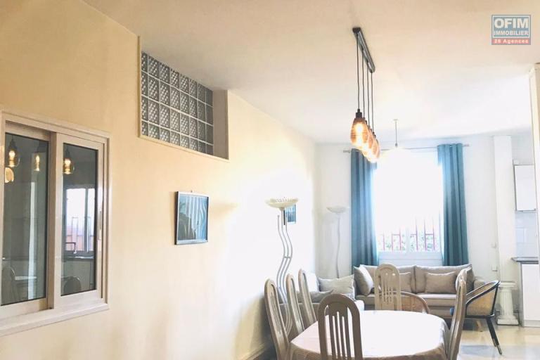 Un appartement T3 meublé au rez de jardin à Ambatobe