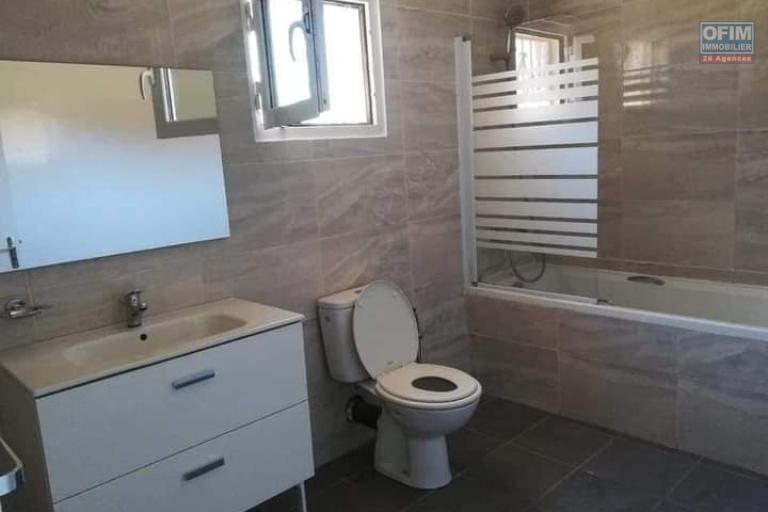 Une villa F6 de standing avec piscine à Ambatobe