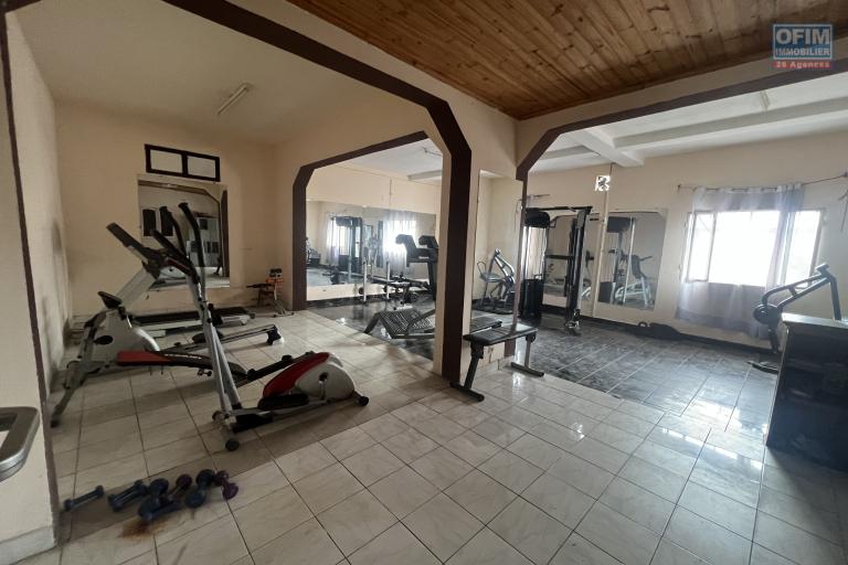 &Agrave; vendre un domaine de r&eacute;ception et de loisirs &agrave; fort potentiel &agrave; Iavoloha