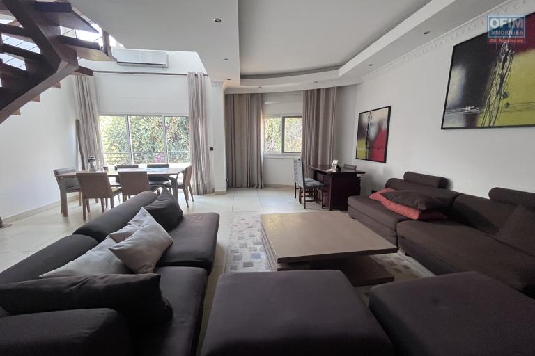 Un appartement T5 meublé en duplex à Androhibe