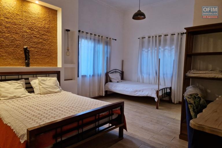 Une villa F4 meublée avec piscine à Analamahitsy Ilafy