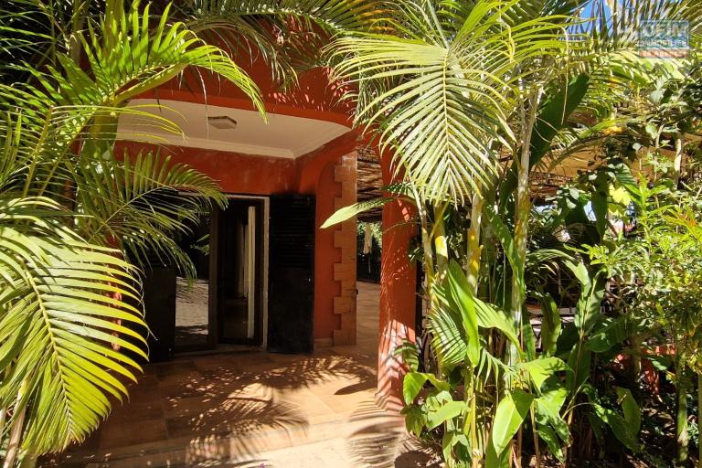 Une villa F4 meublée avec piscine à Analamahitsy Ilafy
