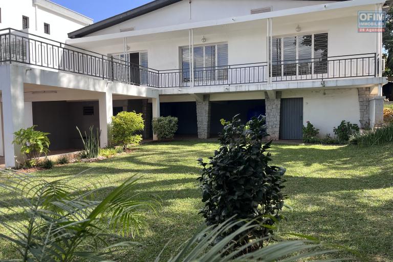 Une villa F5 avec jardin à Androhibe