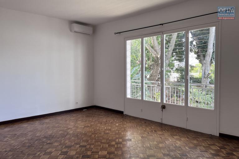 Une villa F5 avec jardin à Androhibe