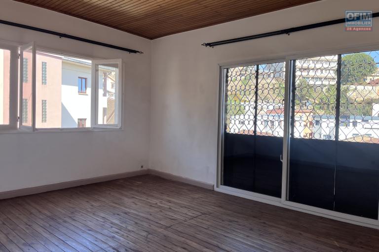 Une maison F4 à étage à Ampandrana