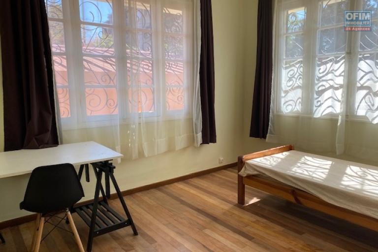 Une villa F5 meublée Nanisana
