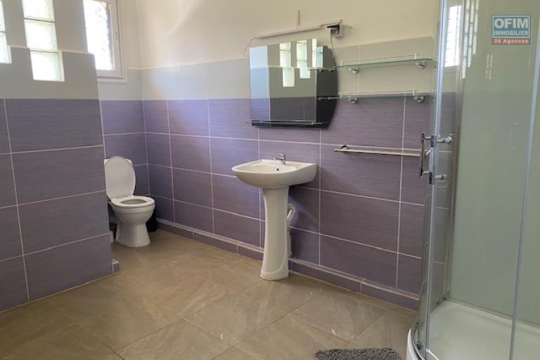 Une villa F5 meublée Nanisana
