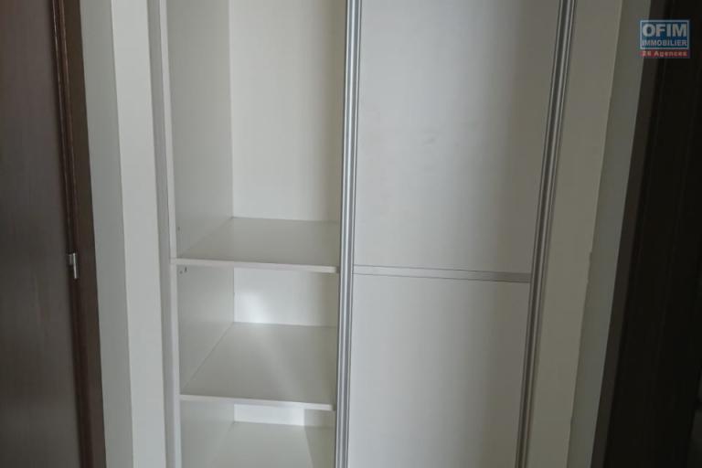 Un appartement T3 meublé sécurisé à Ankadimbahoaka