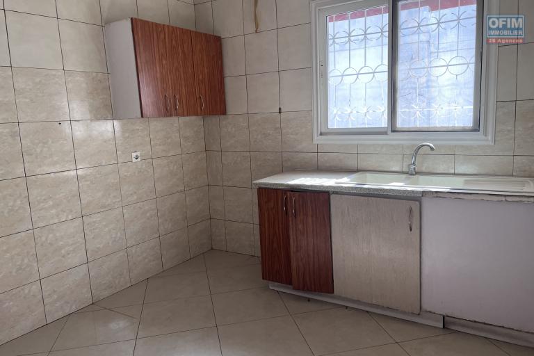 Une maison F6 &agrave; &eacute;tage &agrave; Ankerana