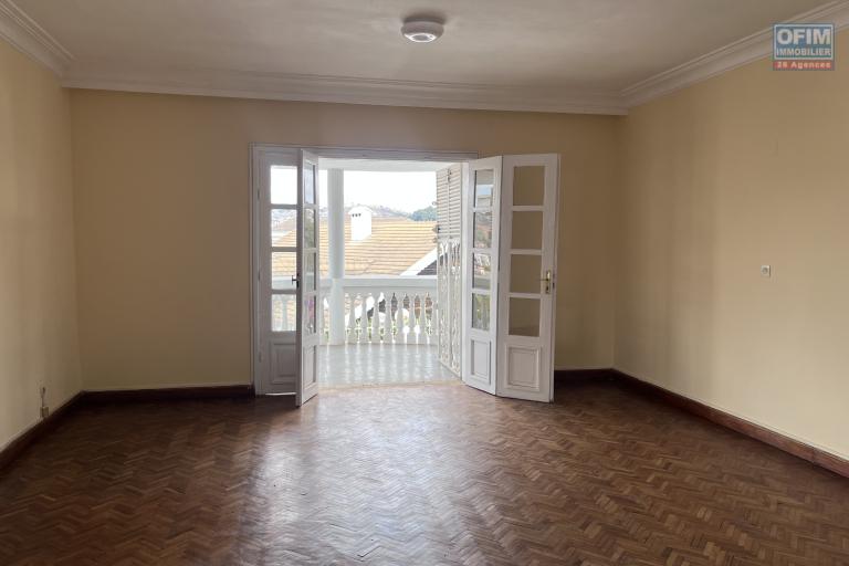 Une maison F6 &agrave; &eacute;tage &agrave; Ankerana