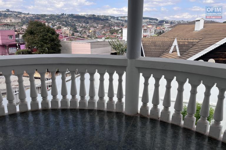 Une maison F6 &agrave; &eacute;tage &agrave; Ankerana