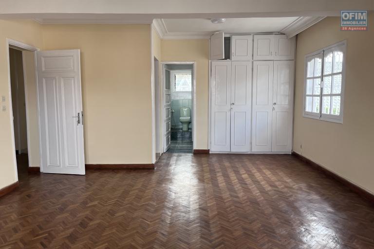 Une maison F6 &agrave; &eacute;tage &agrave; Ankerana