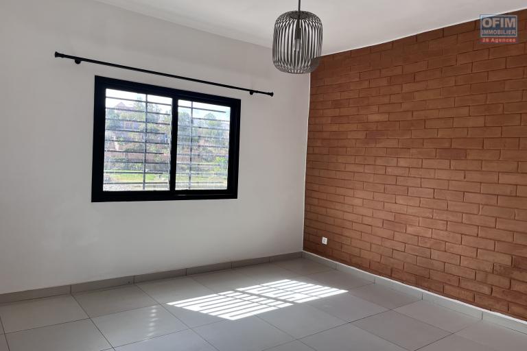 Deux villas indépendantes F5 neuves sur By pass Imerimanjaka