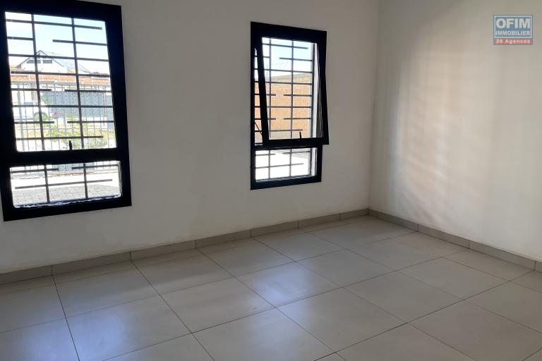 Deux villas indépendantes F5 neuves sur By pass Imerimanjaka