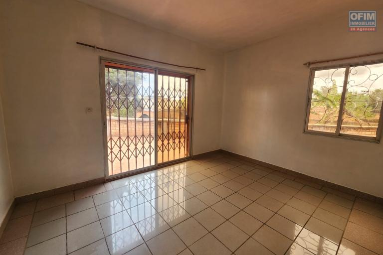 Location Maison / Villa ANTANANARIVO (TANANARIVE) – photo 13 sur 17