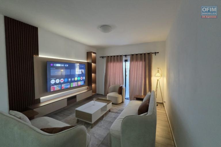 A louer Bel appartement T4 meublé à Ambatobe dans une résidence sécurisée à 10 minutes à pied du lycée français et LEADER PRICE